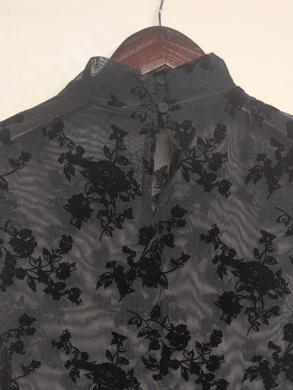 Abercrombie & Fitch Black Floral Burnout Long Sleeve Top - Picture 5 of 7